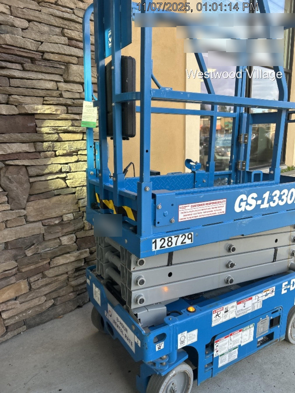 2021 GENIE GS-1330m