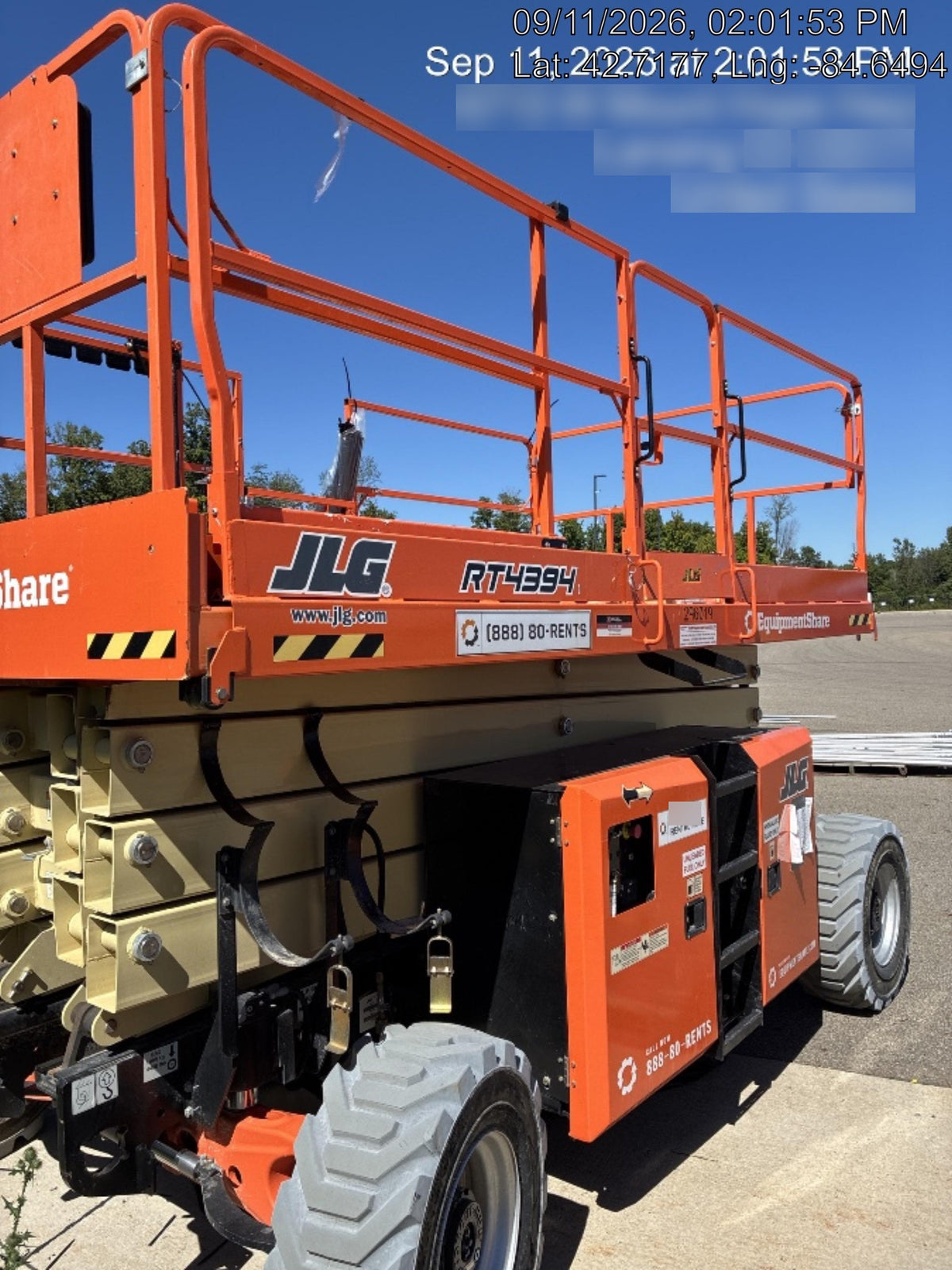 2023 JLG RT4394