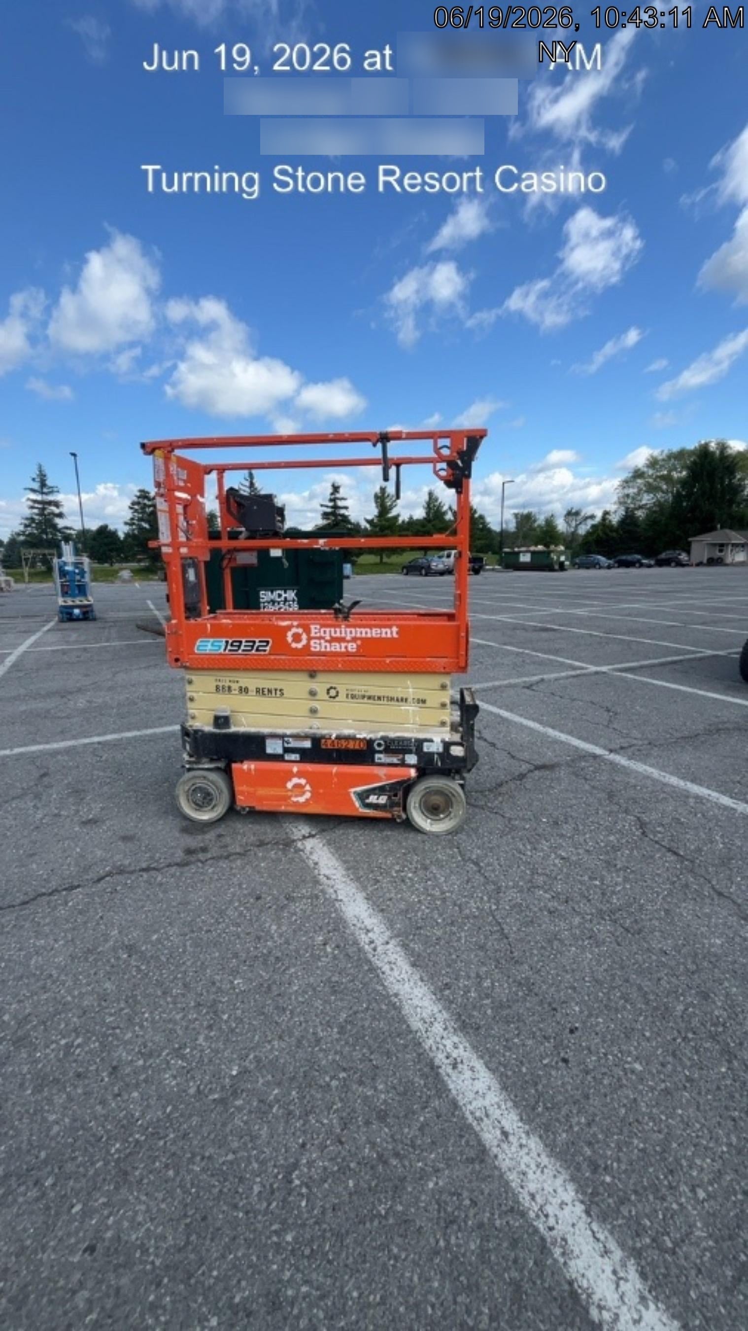 2024 JLG ES1932