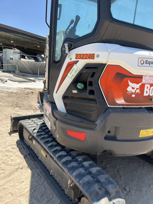 2022 Bobcat E50 Canopy, Rubber Tracks, Manual QC, Hydraulic Thumb