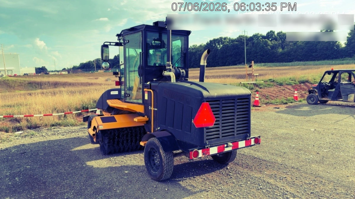 2023 LAYMOR SM450