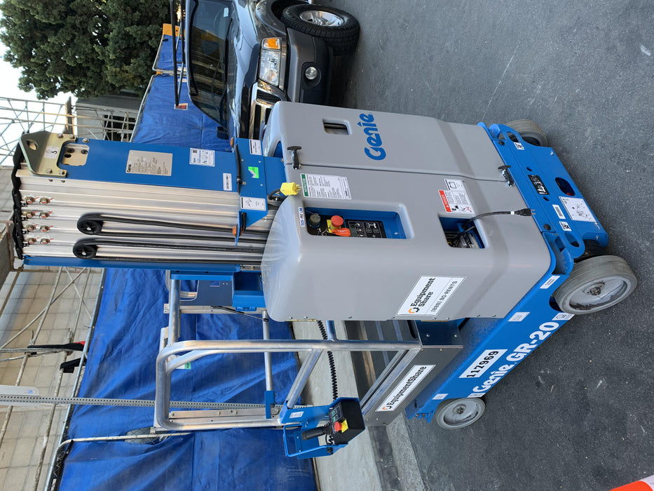 2020 GENIE GR-20