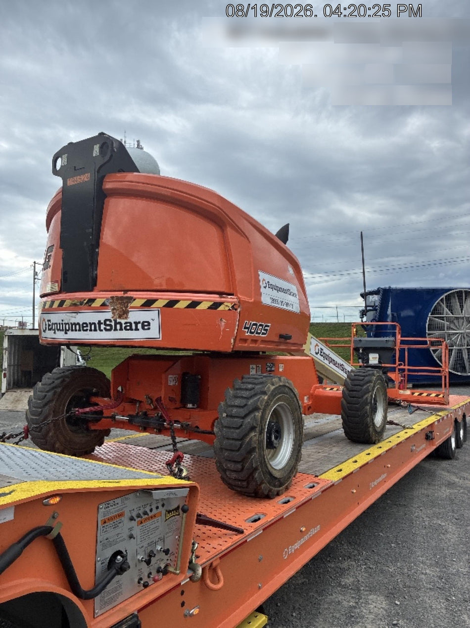 2021 JLG 400S