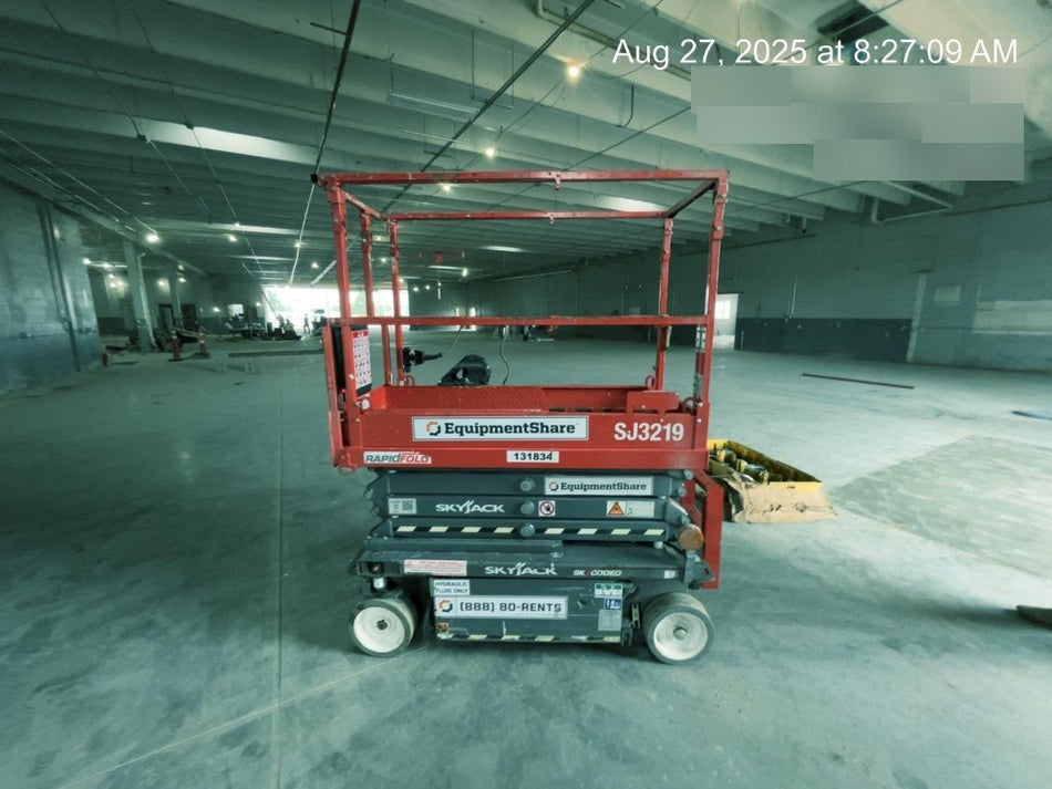 2021 SKYJACK SJ3219