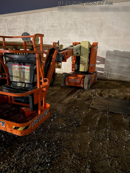 2022 JLG E300AJP