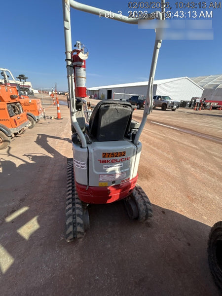 2022 TAKEUCHI TB210R