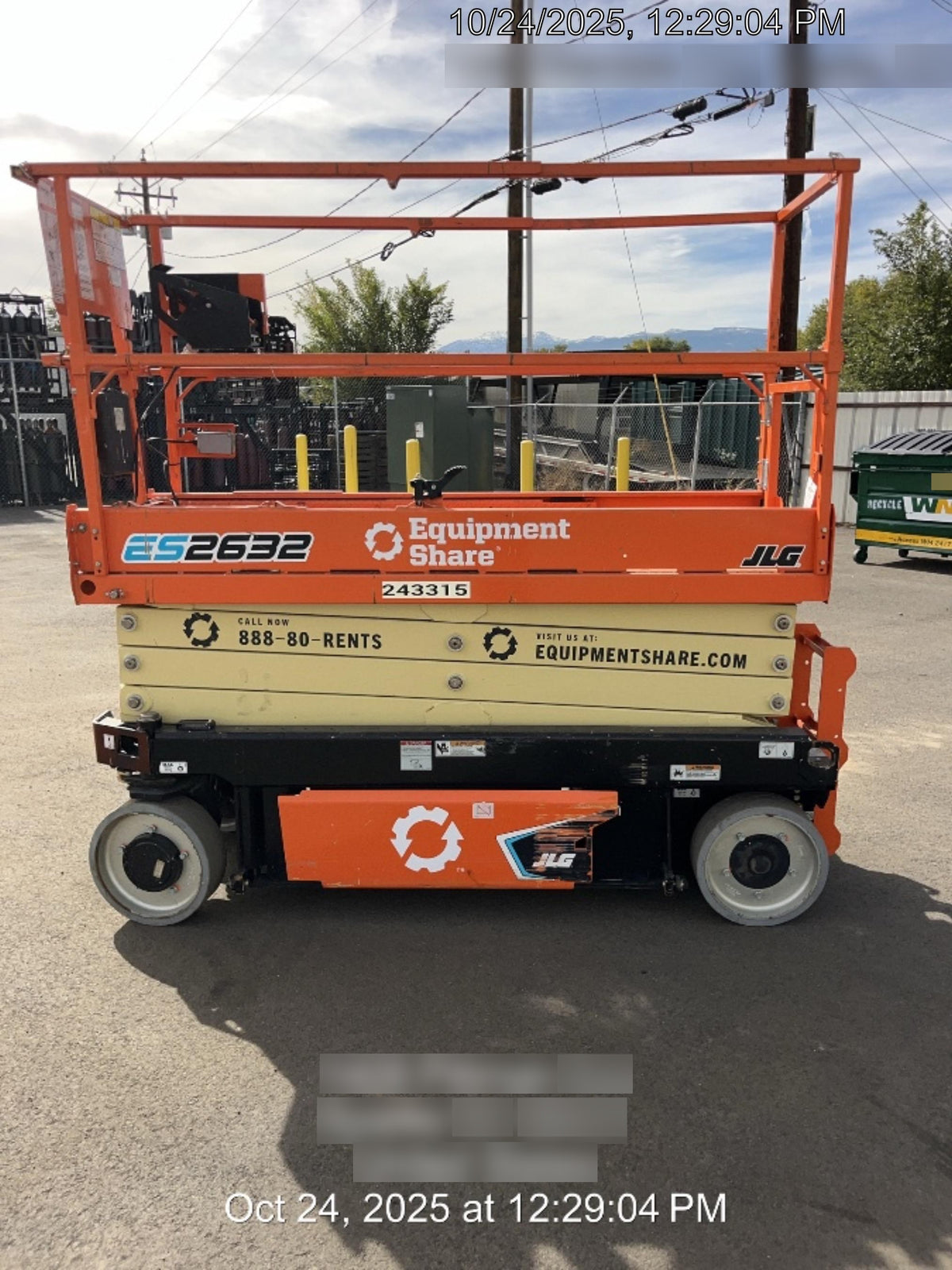 2022 JLG ES2632