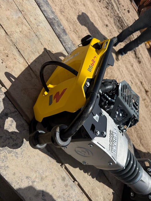 2025 WACKER NEUSON BS62-4Ab/28