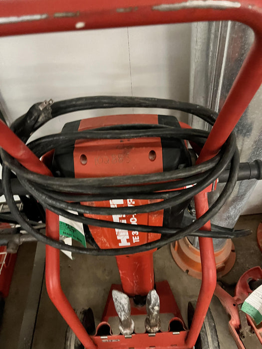 2020 HILTI TE 3000-AVR