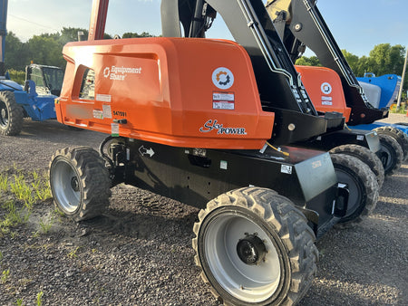 2025 JLG 660SJ