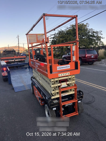 2022 JLG ES2632