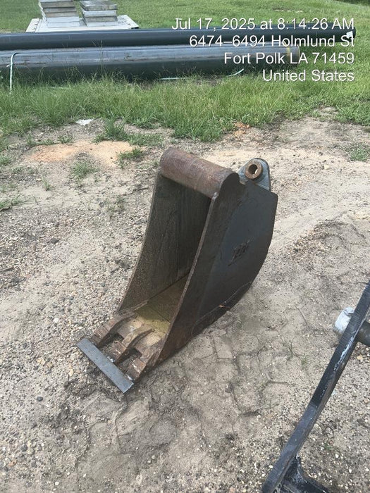 2025 TAG MANUFACTURING 18" HD Bucket - Tag