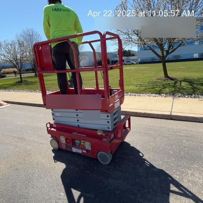 2019 MEC 1330SE MEC 1330SE w/ES Track Hardware, Full Extended 2 Year Warranty