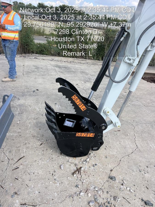 2025 TAKEUCHI 18" HD Bucket - Takeuchi