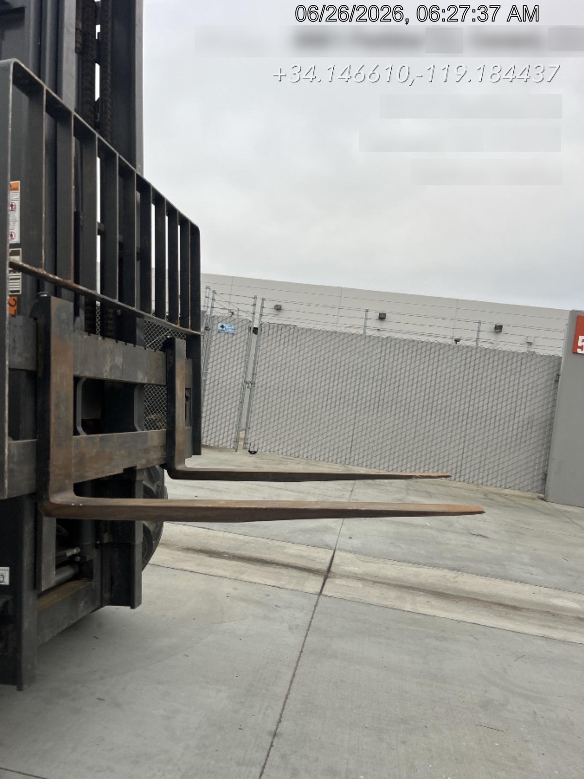 2023 CASE 588H