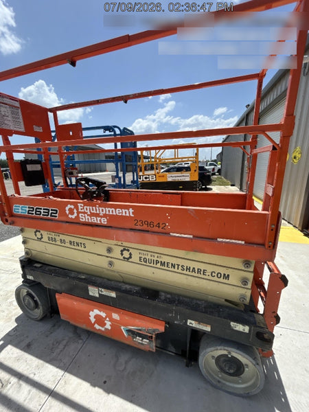 2022 JLG ES2632