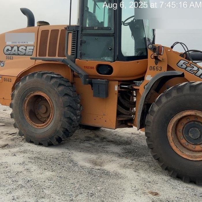 2016 Case 621F CLOSED CAB, JRB 416 STYLE HYD COUPLER