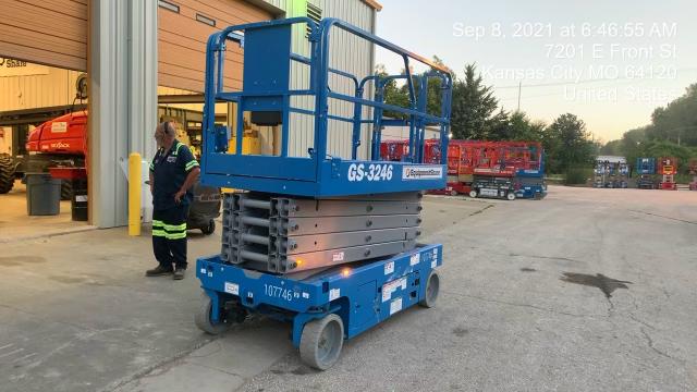 2020 Genie GS-3246 Standard, Folding full height swing gate