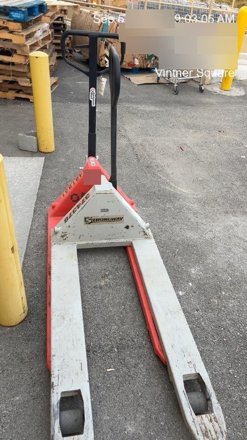 2023 STRONGWAY 4400 lb Pallet Jack
