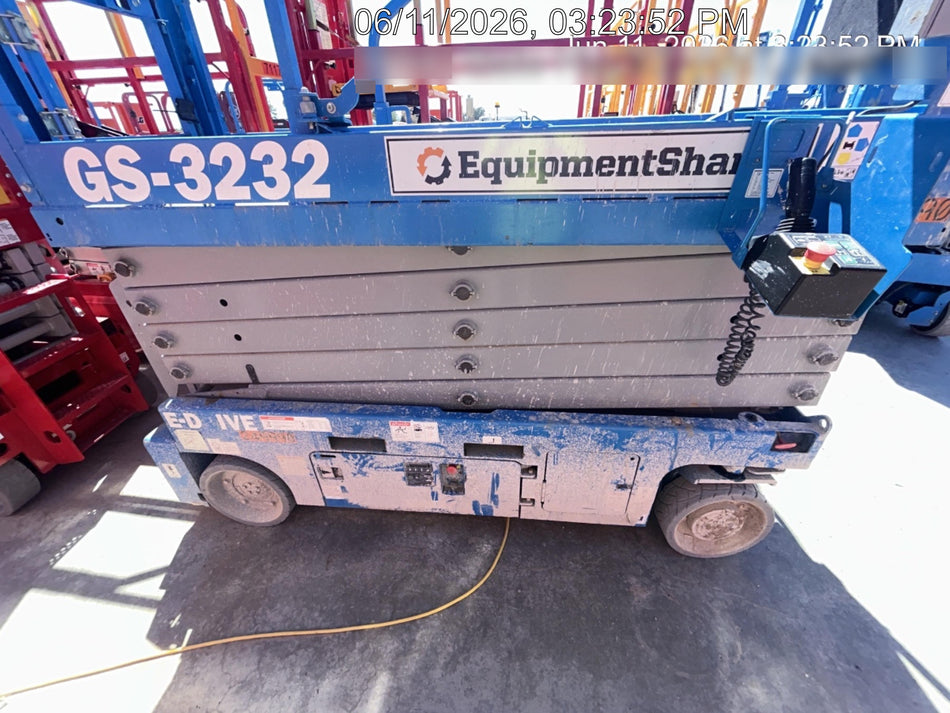 2022 GENIE GS-3232