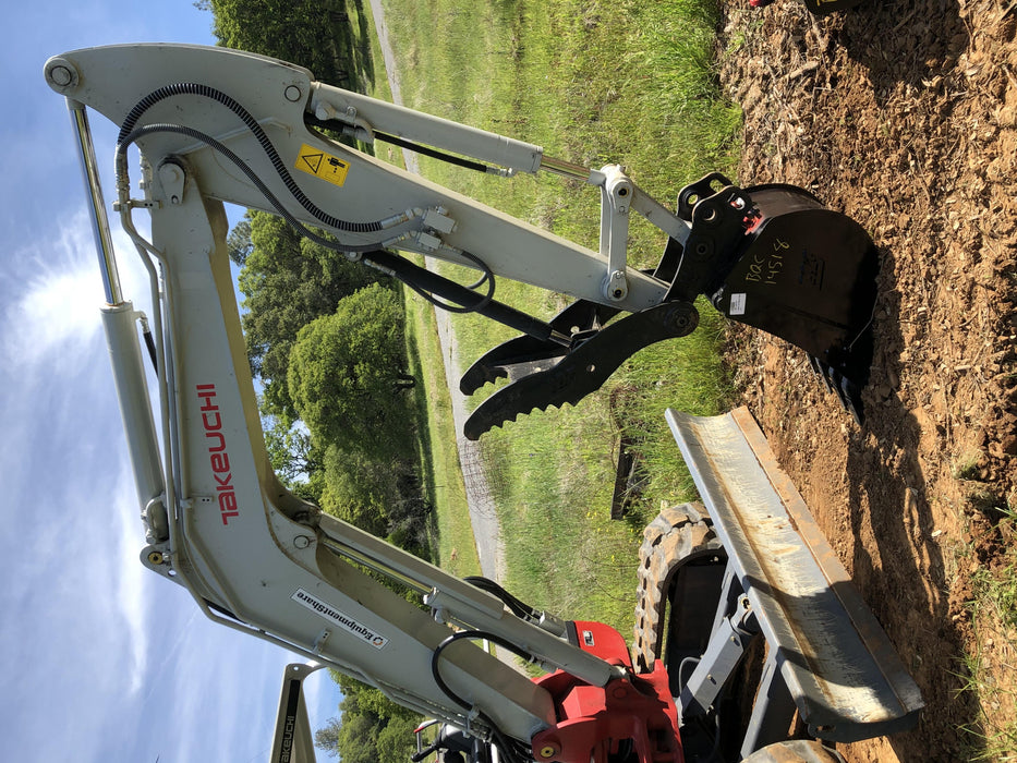 2019 Takeuchi TB260 Canopy, Standard Blade, Auxiliary hydraulics Manual QC, Hydraulic thumb, 12" ,18", 24" Bucket