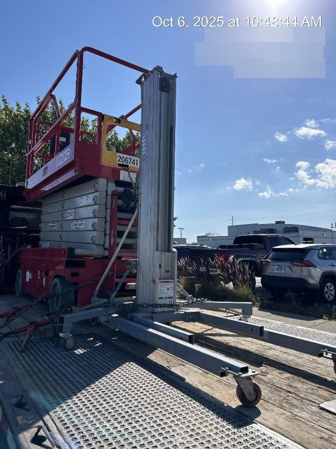 2020 GENIE SLC-24