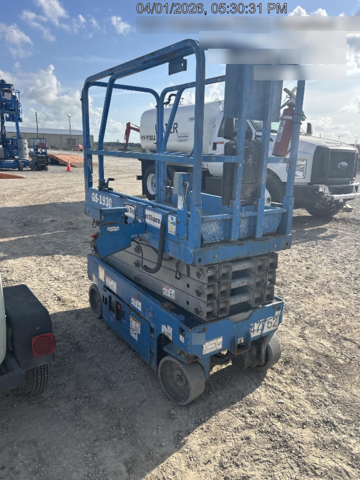 2019 Genie GS-1930 Fixed Rails with Chain Entry