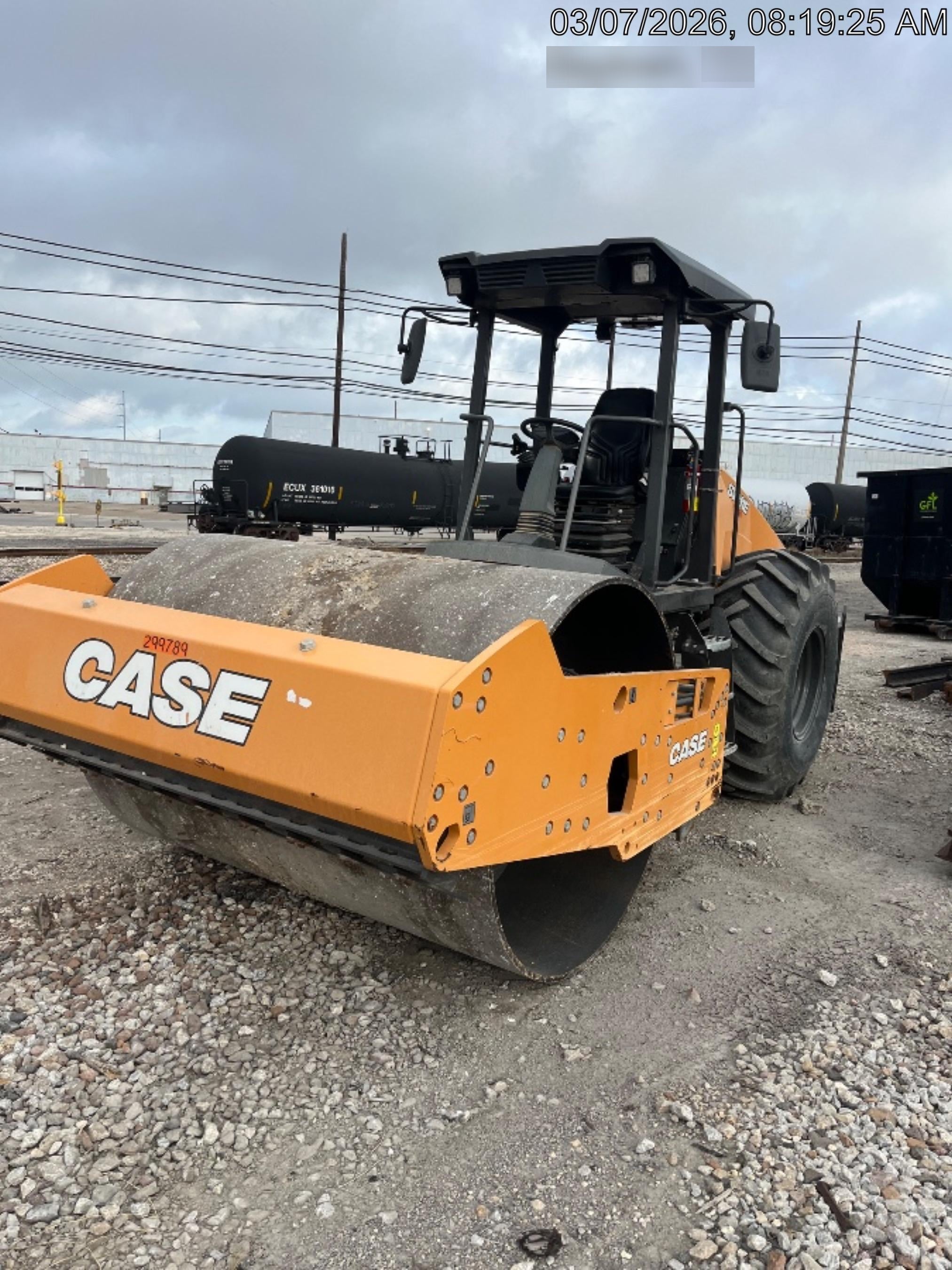 2023 CASE SV211E
