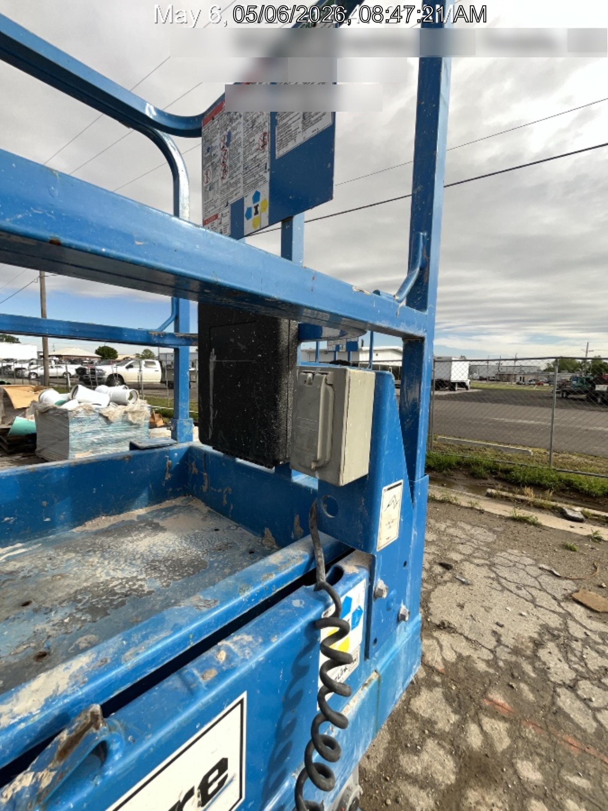 2020 Genie GS-1930 Solid Non Marking Tires, Beacon, Folding rails with half height swing gate