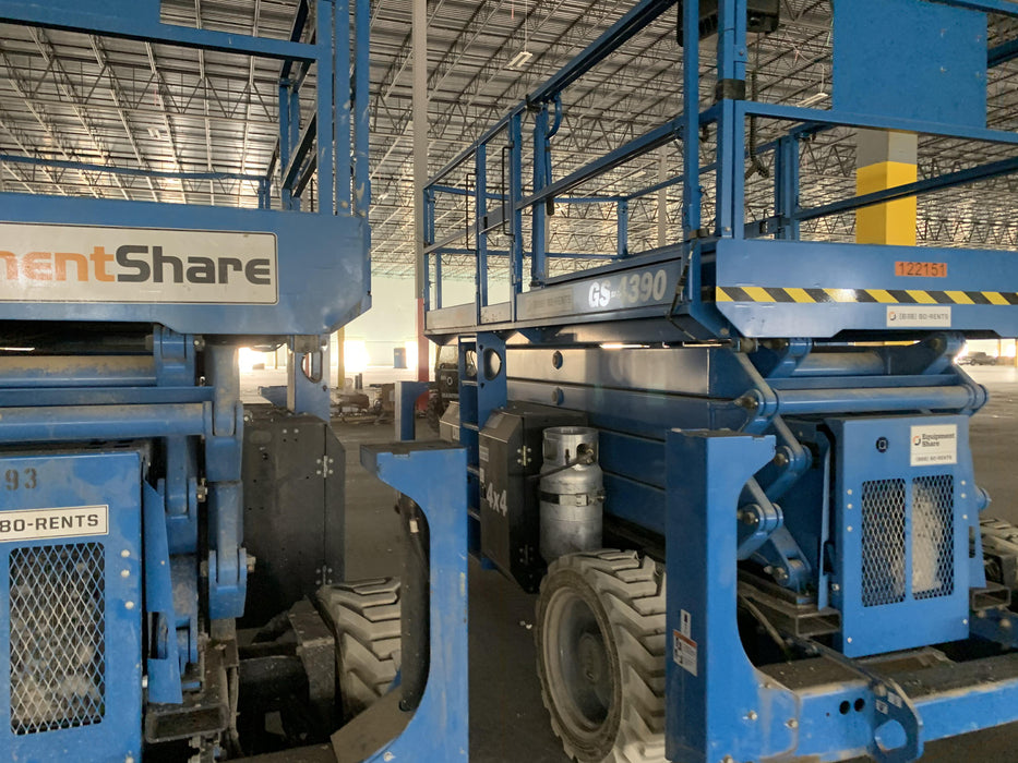 2020 GENIE GS-4390 RT