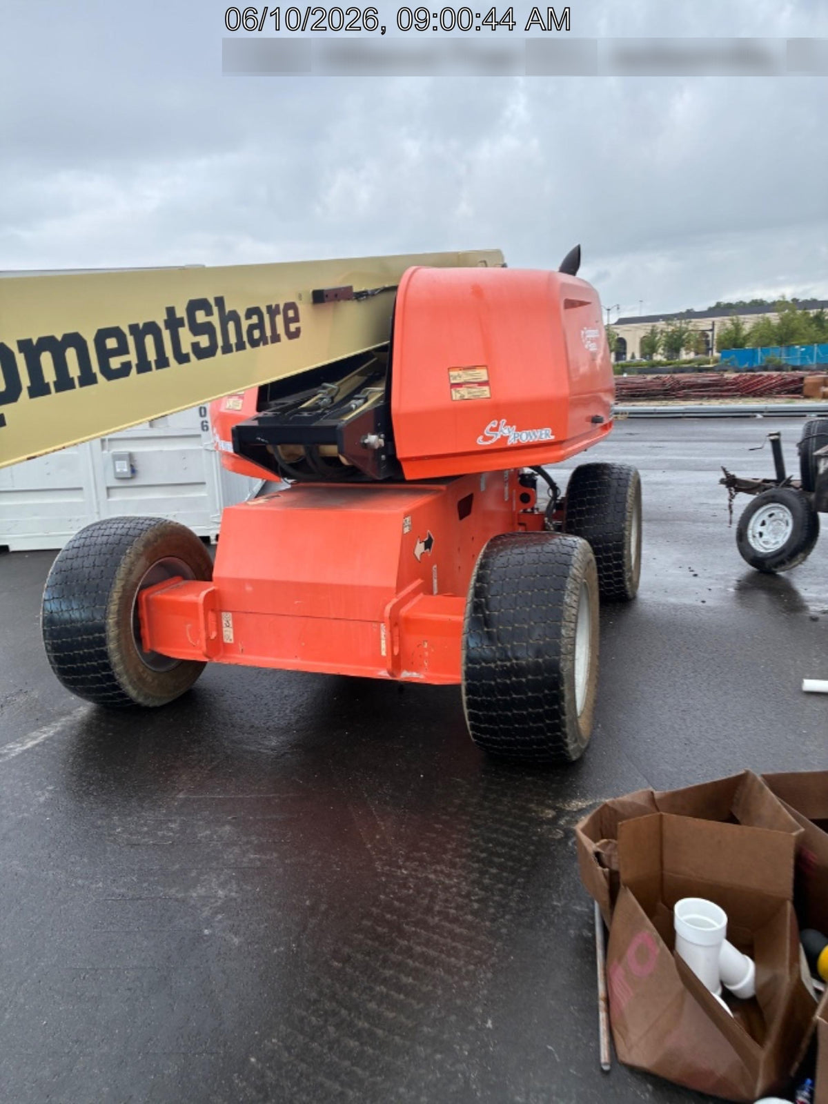 2022 JLG 660SJ