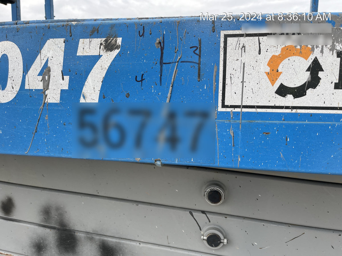 2019 Genie GS-4047 Folding rails with half height swing gate