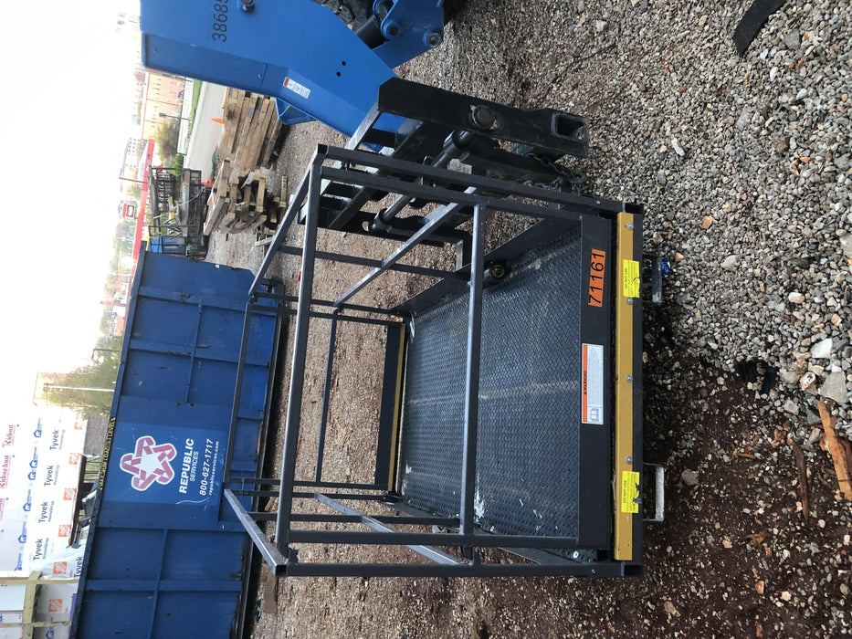 2019 Genie GTH-1056 Cab/Heat/AC, FF Tires, LED Work Lights, Beacon 60" QA Carriage, 60" Forks