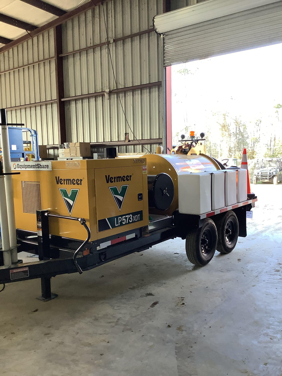 2022 VAC-TRON LP573XDT