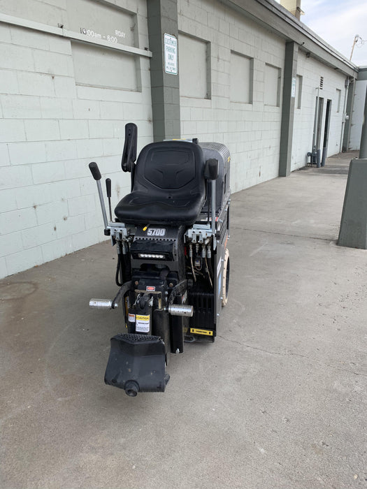 2021 NATIONAL FLOORING 5700DL