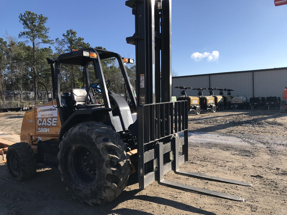 2018 CASE 588H