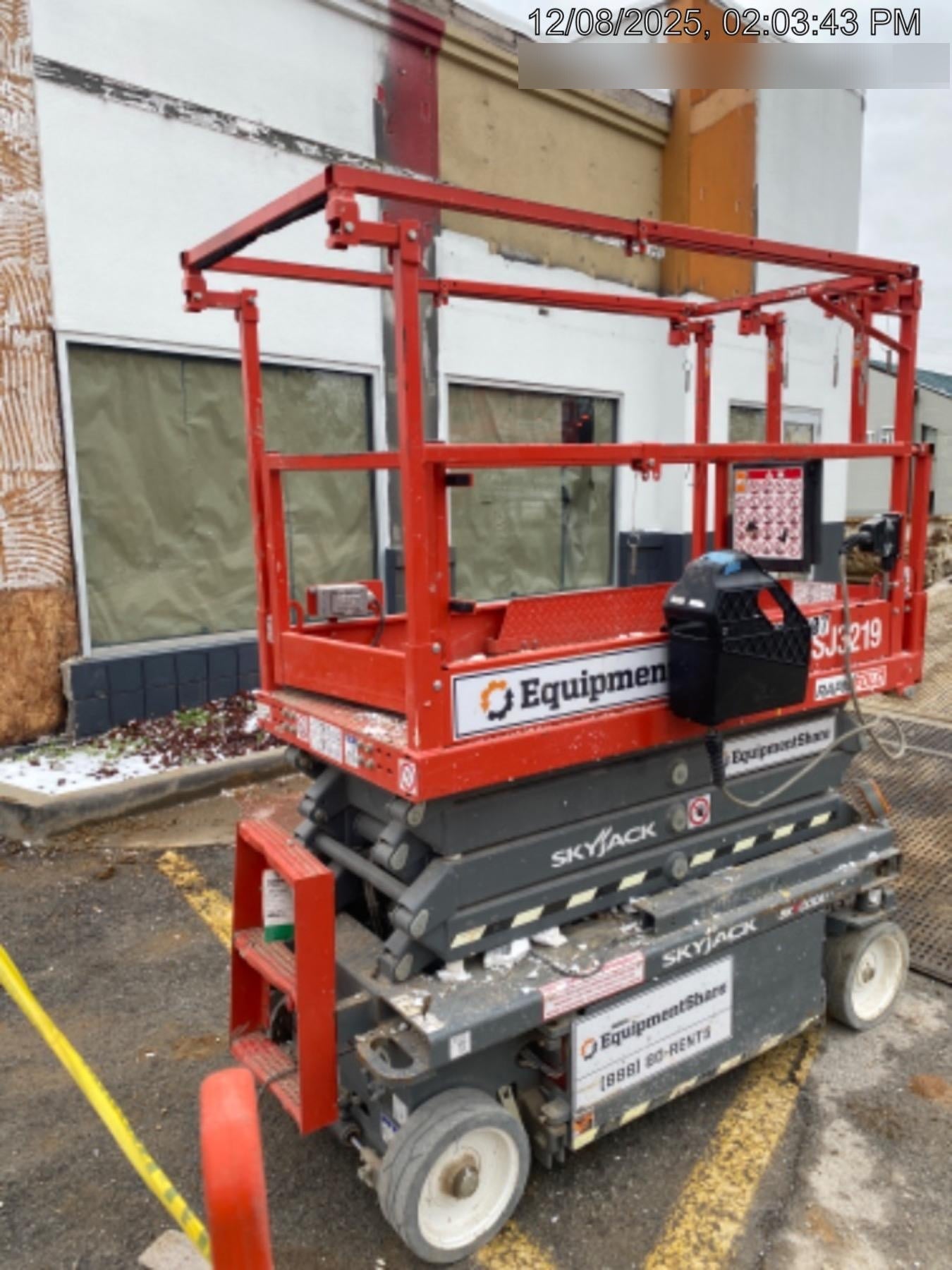 2022 JLG ES2632