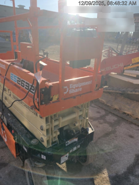 2022 JLG ES2632