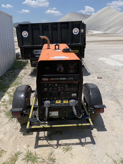 2021 Lincoln Electric Vantage 322 Vantage 322 Ready Pak 3 w/ Decals, ORANGE (includes trailer, cable rack, fender light kit) NO Telematics