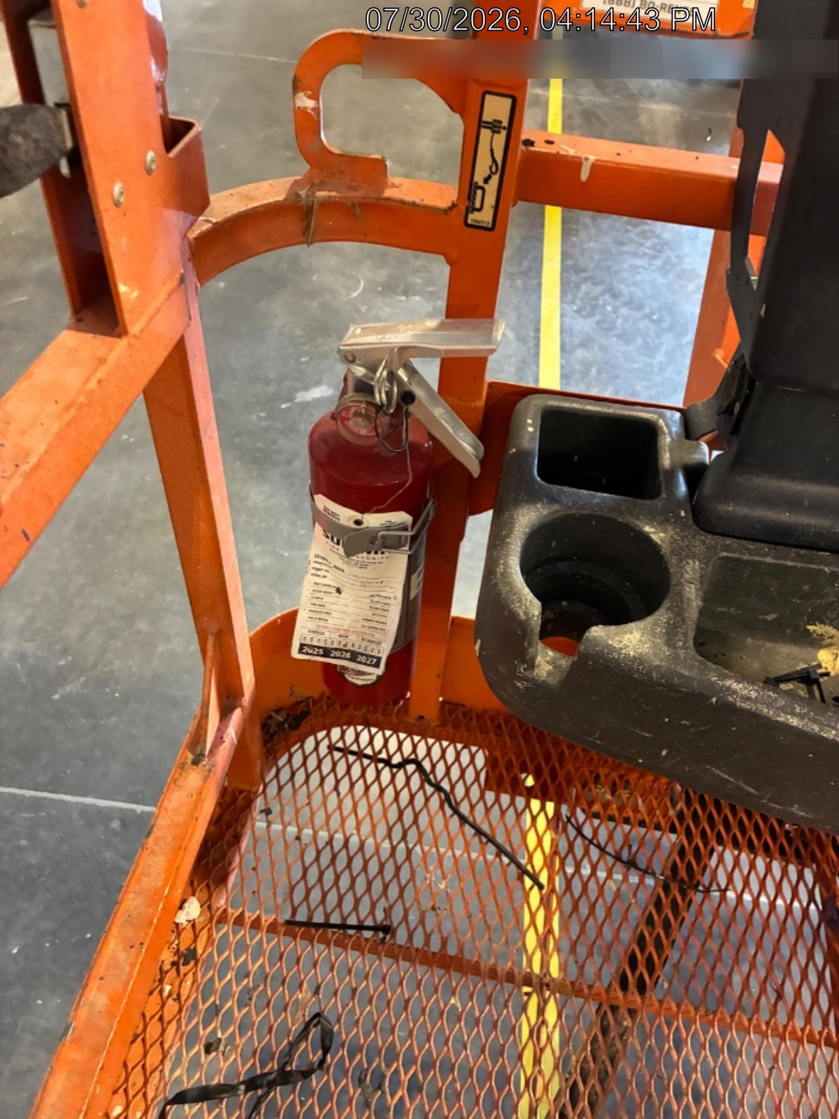 2021 JLG E400AJP Narrow