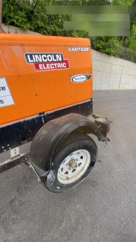 2021 Lincoln Electric Vantage 322 Vantage 322 Ready Pak 3 w/ Decals, ORANGE (includes trailer, cable rack, fender light kit) NO Telematics