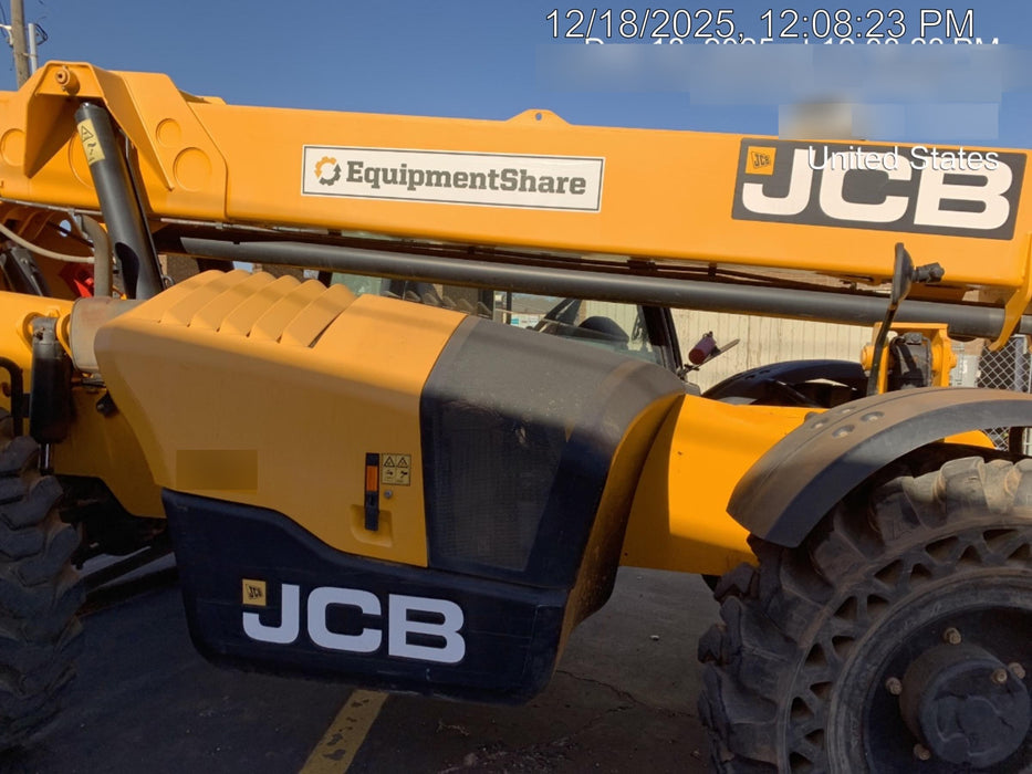 2019 JCB 509-42 74 HP w/Open ROPS, Beacon, Aux Hydraulics, LED Work lights, Solid Tires 66" Carriage/60" Forks
