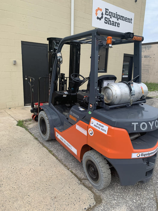 2022 TOYOTA 50-8FGU25