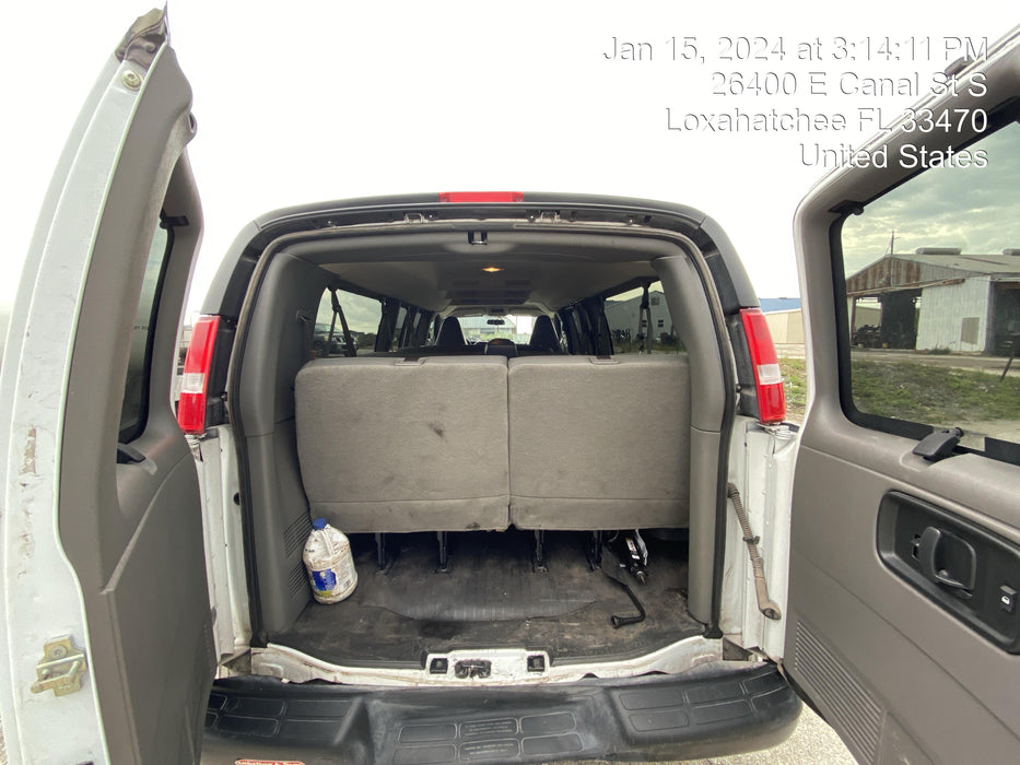 2023 CHEVROLET Express Van - Rental