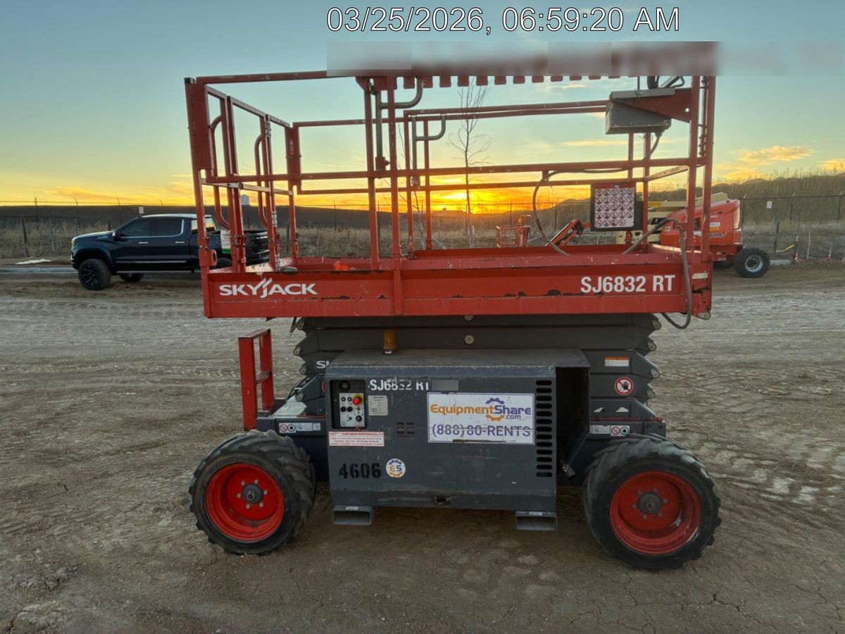 2017 SKYJACK SJ6832 RT