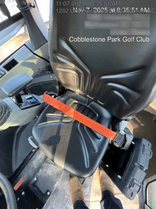 2025 WACKER NEUSON DV605 Cab Turf Tires