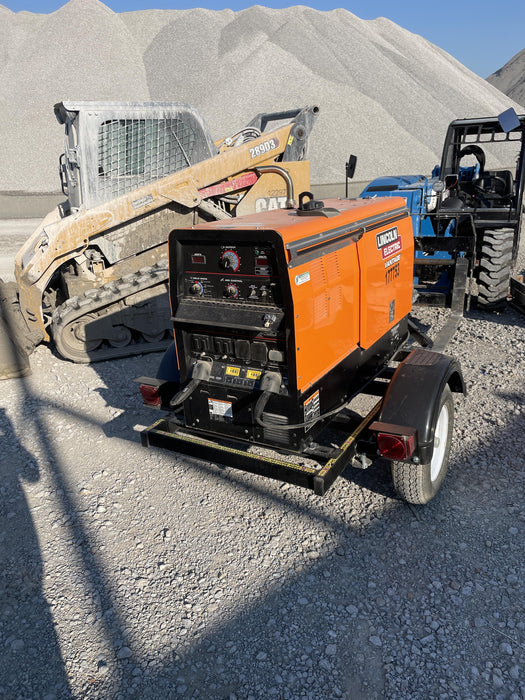 2021 Lincoln Electric Vantage 322 Vantage 322 Ready Pak 3 w/ Decals, ORANGE (includes trailer, cable rack, fender light kit) NO Telematics