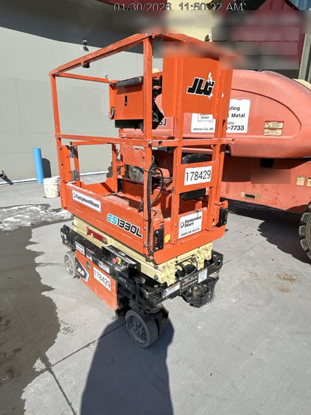 2021 JLG ES1330L