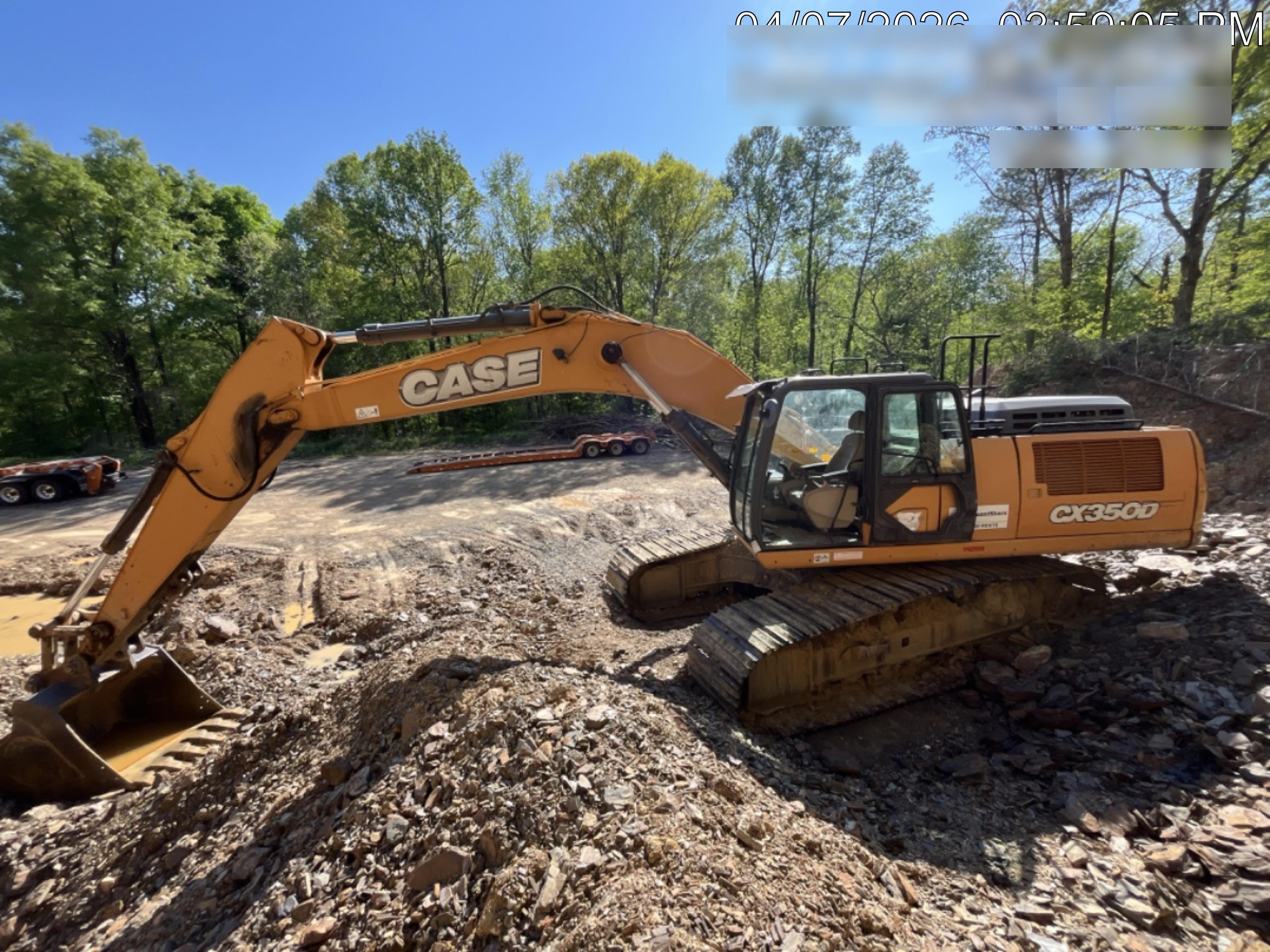 2015 Case CX350D CAB A/C, 13'-3" ARM, STEEL TRACKS, THUMB