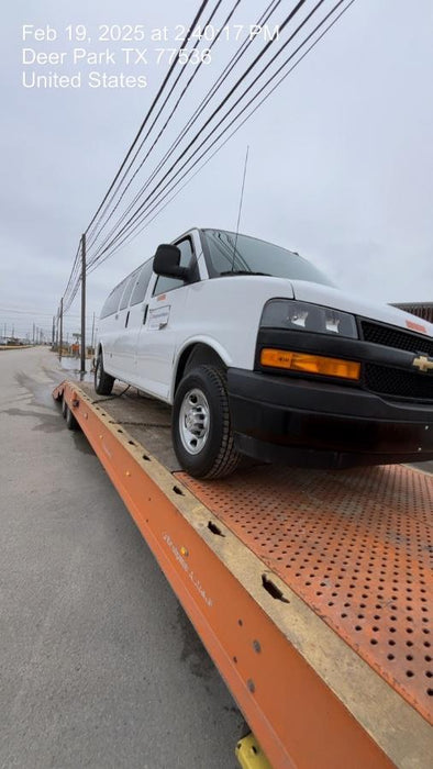 2023 CHEVROLET Express Van - Rental